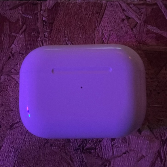 Airpod pro 1st génération - Picture 1 of 2